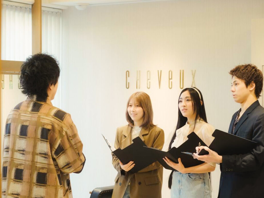 未経験から美容師へ。
学費サポートと通信課程で未経験からでも美容師になれる。